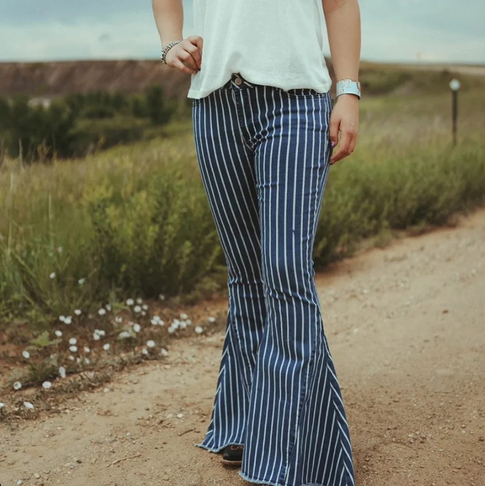 Stipe Flares - Picture 1 of 3